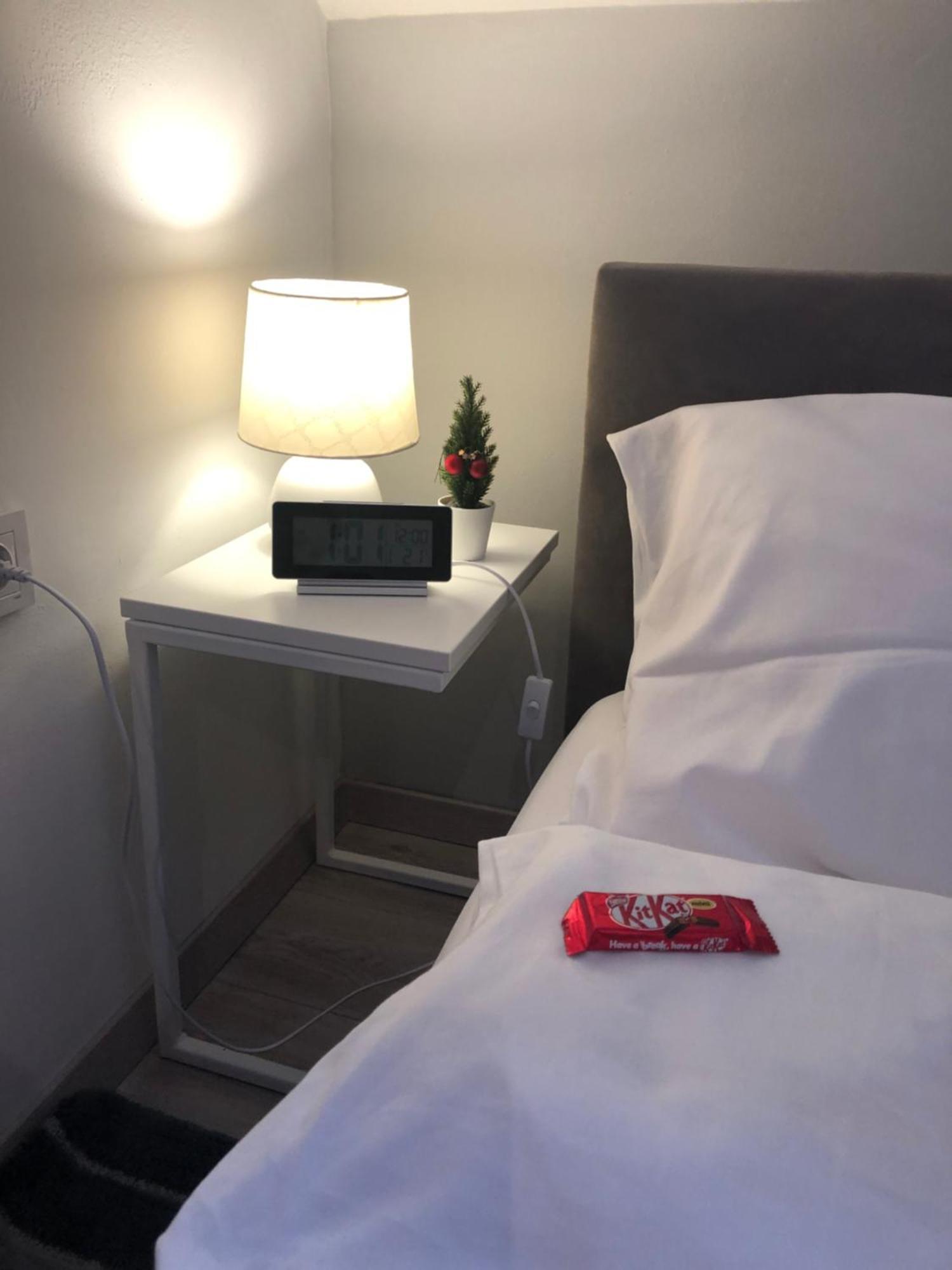 Petite Grey With Free Private Parking * Zagreb