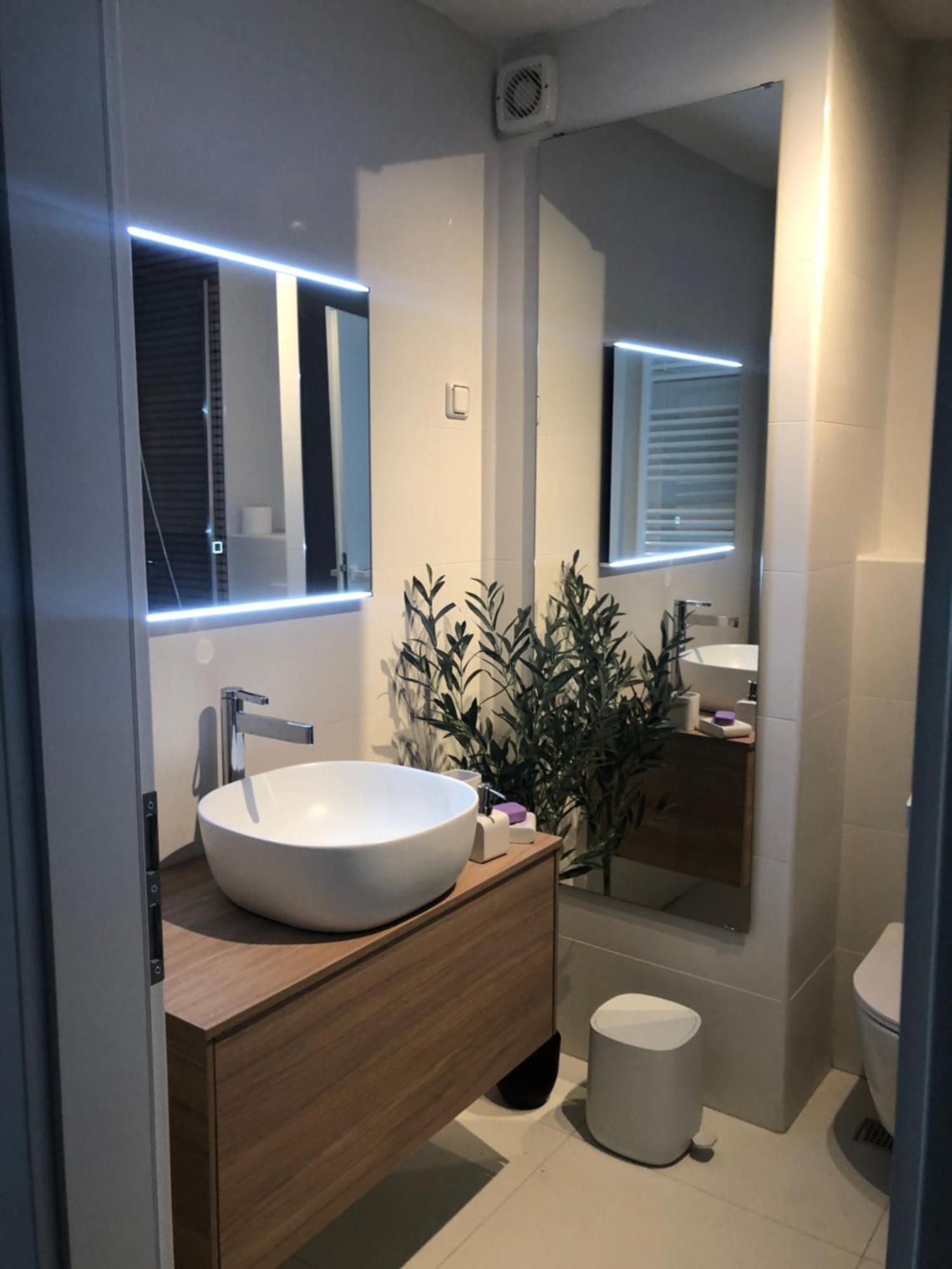 Daire Petite Grey With Free Private Parking