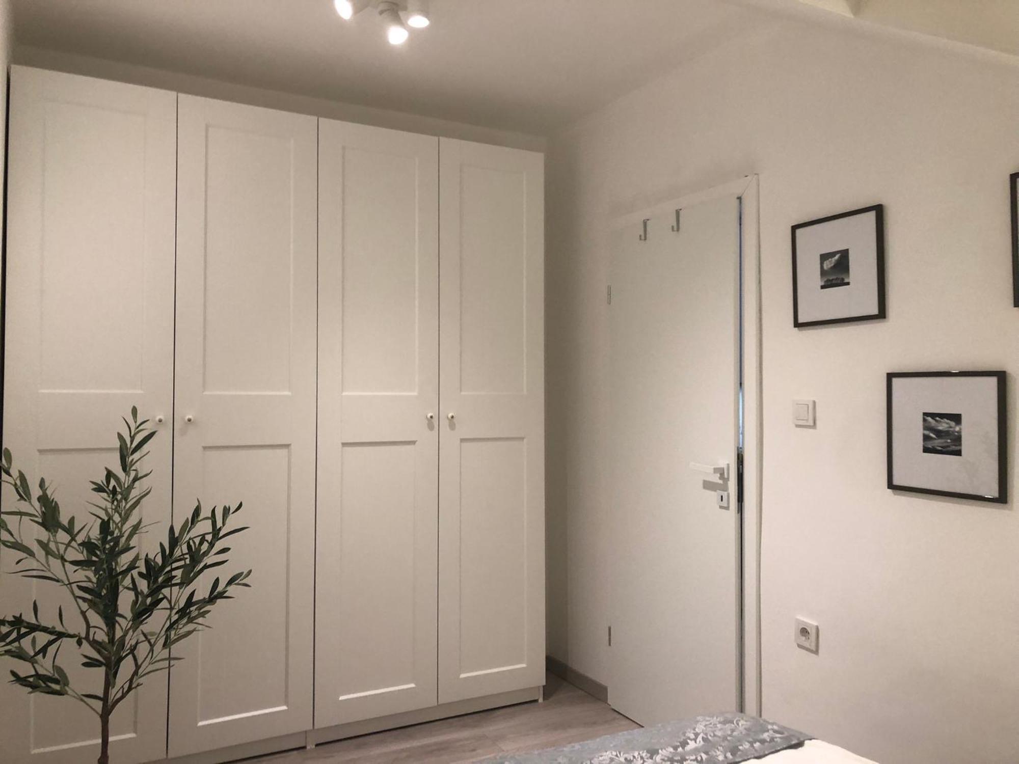 Petite Grey With Free Private Parking Daire